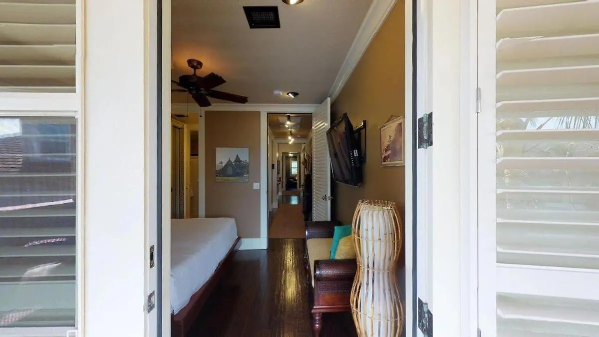 Villa C300 Custom 4 Bedroom Ocean View Penthouse Koloa USA
