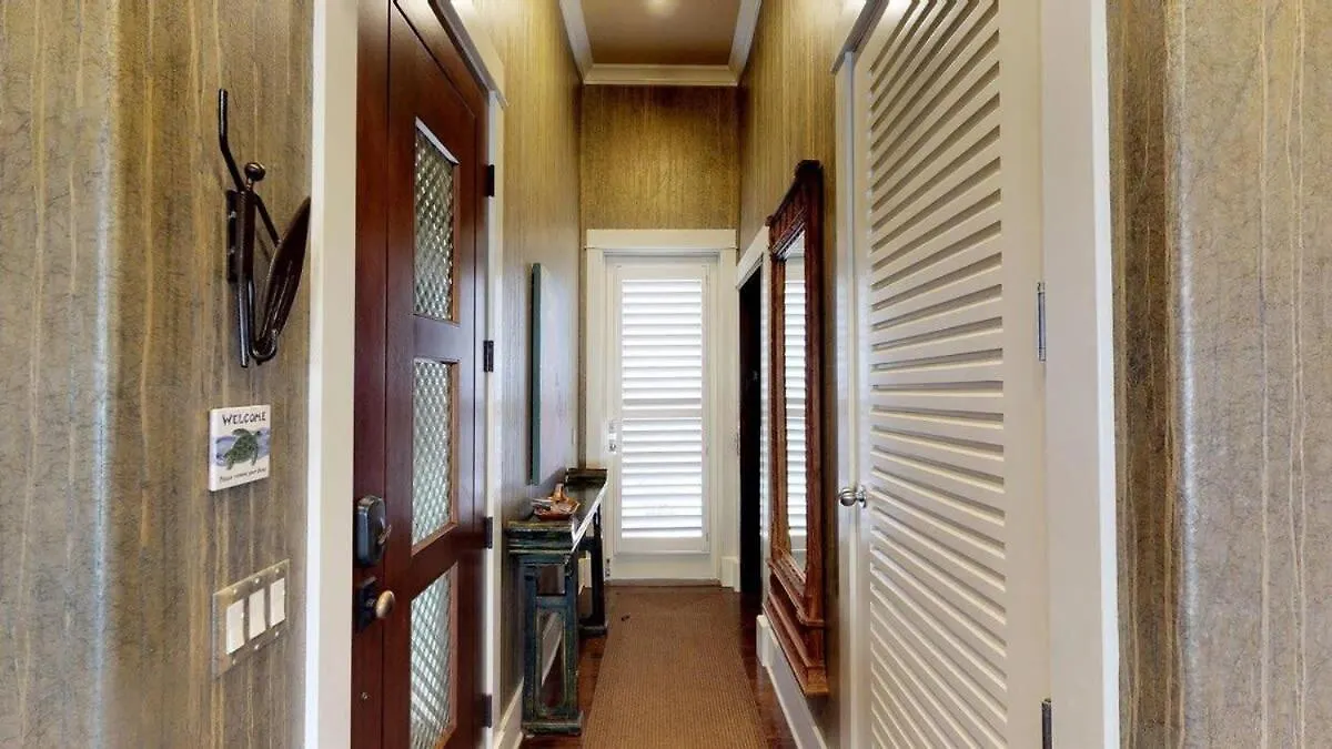 C300 Custom 4 Bedroom Ocean View Penthouse Koloa